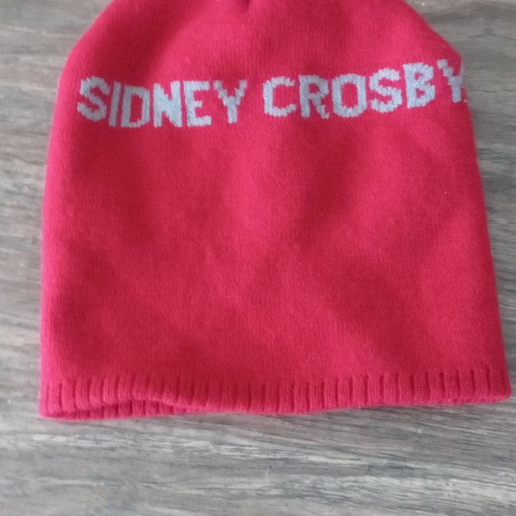 Sydney Crosby Tim Hortons Timbits Winter Youth Hat Toque Red Color Acrylic Knit - Picture 3 of 4